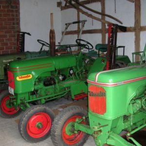 Reparatur historischer Schlepper