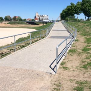 Geländer am Emsdeich in Greven